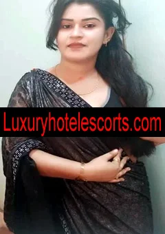  Supriya Pathak